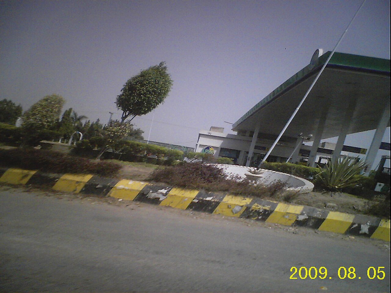 جی ٹی روڈ پر پی ایس او کے ایک پیٹرول پمپ کی فائل تصویر